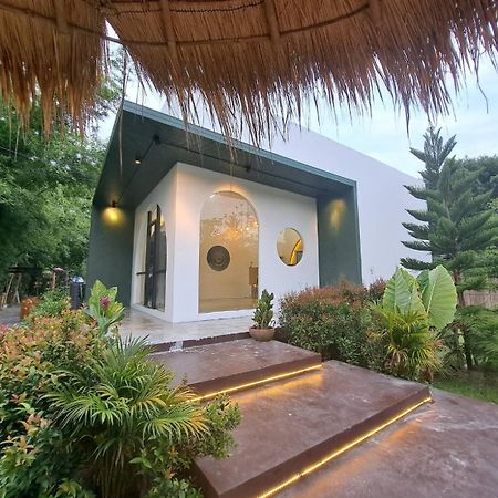 Baan Nai Baan Nok Resort Nakhon Nayok Esterno foto