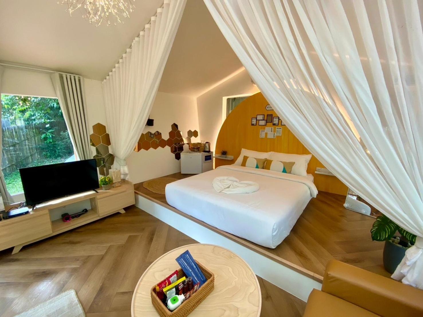 Baan Nai Baan Nok Resort Nakhon Nayok Esterno foto