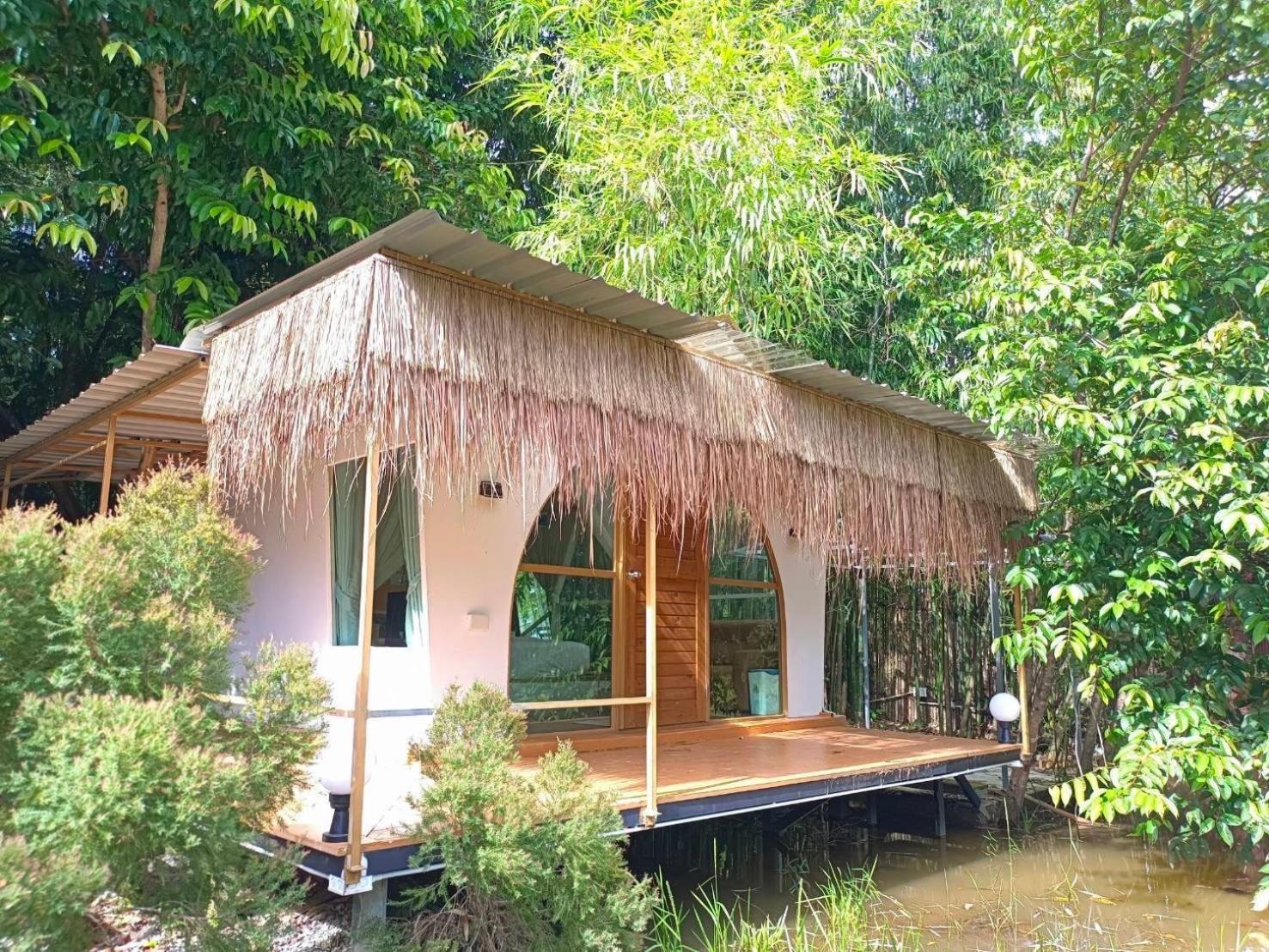 Baan Nai Baan Nok Resort Nakhon Nayok Esterno foto