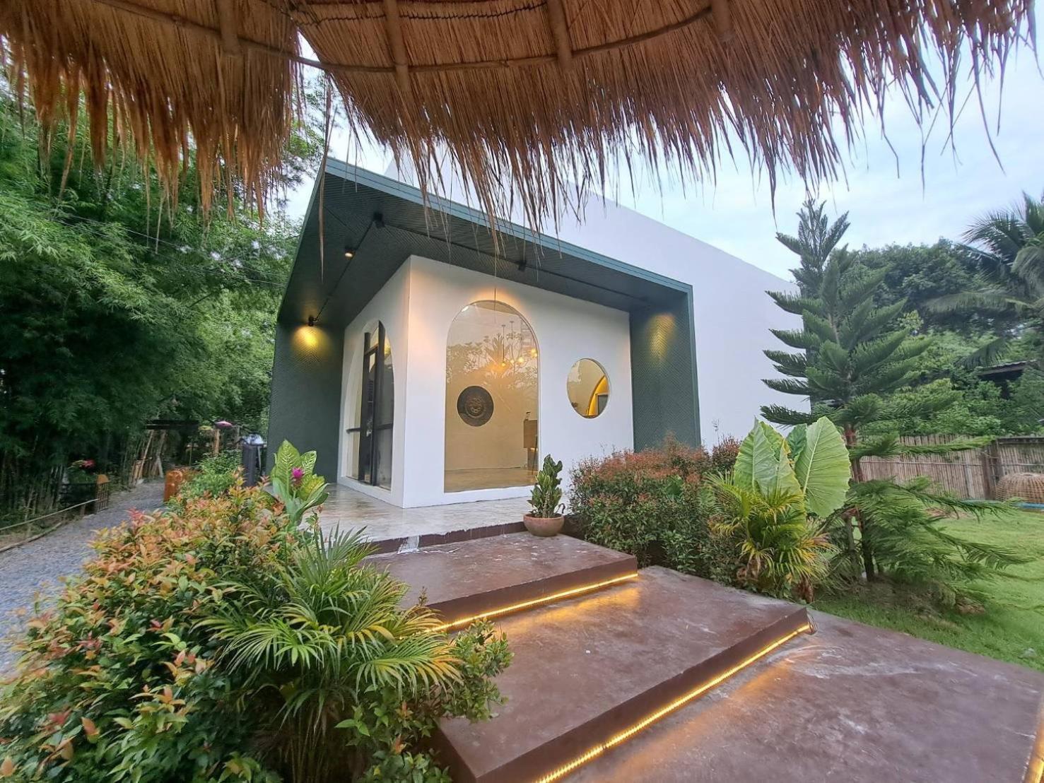Baan Nai Baan Nok Resort Nakhon Nayok Esterno foto